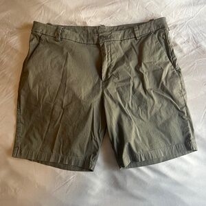 Lululemon Commission Short 9” Quick Wicking, Grey Sage, W36